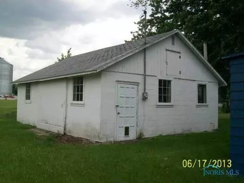 410 E Maple St, Clyde, OH 43410 photo 8