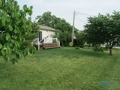 929 E Wilson St, Bryan, OH 43506 photo 4