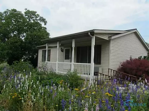 929 E Wilson St, Bryan, OH 43506 photo 1