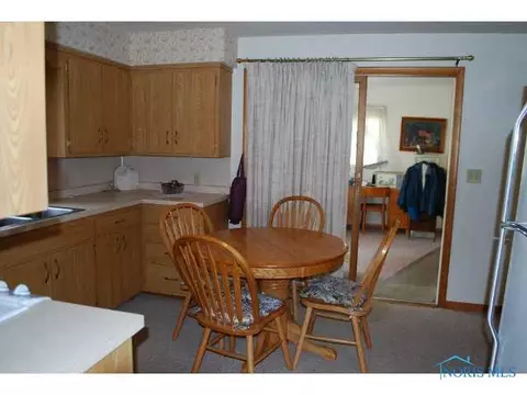 111 Linden St, Lyons, OH 43533 photo 8