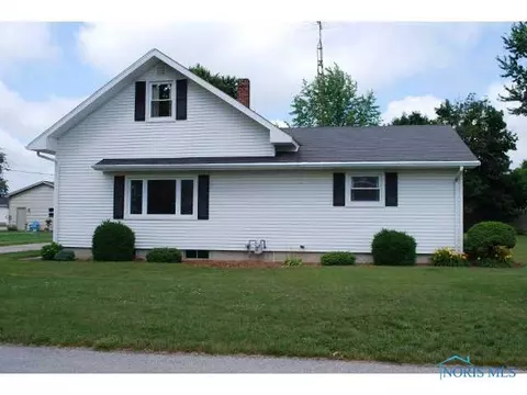 111 Linden St, Lyons, OH 43533 photo 3
