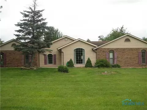 202 Lakeview Dr, Bryan, OH 43506 photo 1