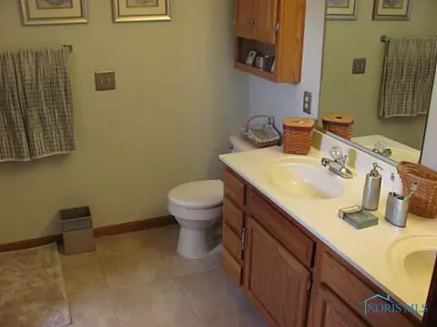 817 Meadowbrook Dr, Paulding, OH 45879 photo 6