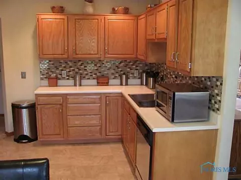 817 Meadowbrook Dr, Paulding, OH 45879 photo 3