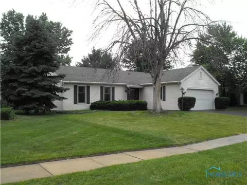 3933 Farmbrook, Sylvania, OH 43560 photo 2