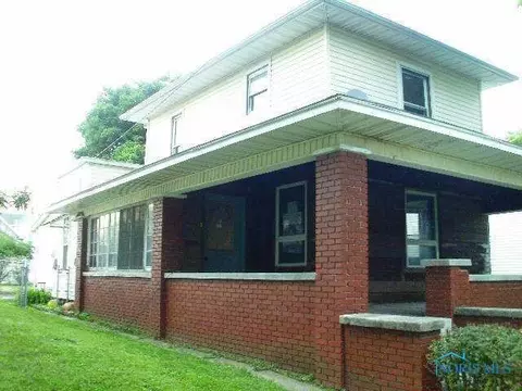 212 E Walnut St, North Baltimore, OH 45872 photo 14