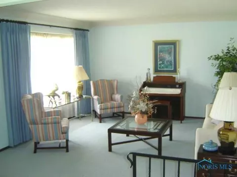 3126 Springtime, Oregon, OH 43616 photo 3