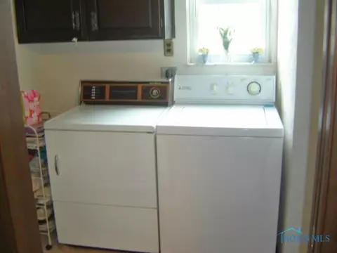 3126 Springtime, Oregon, OH 43616 photo 13