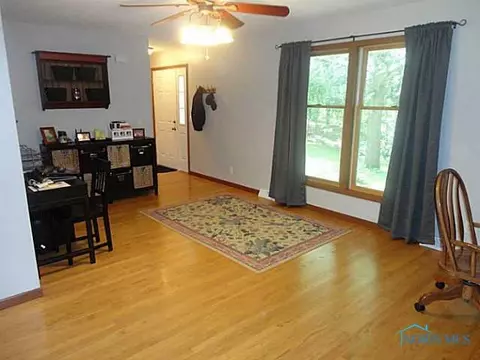 3675 Eber Rd, Monclova, OH 43542 photo 8