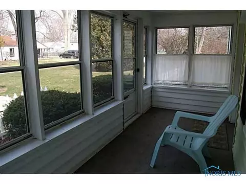 5844 Willacker Rd, Oregon, OH 43616 photo 11