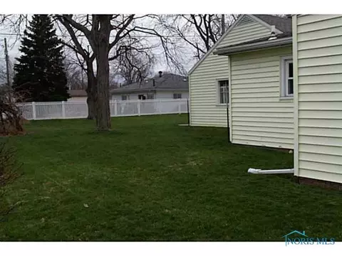 5844 Willacker Rd, Oregon, OH 43616 photo 16