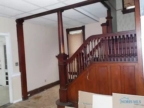 1003 Avondale Ave, Toledo, OH 43607 photo 5