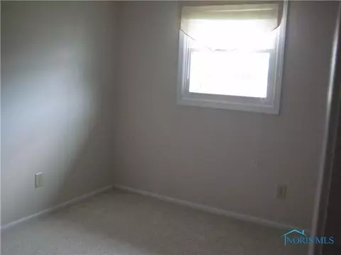 1118 Bavarian Ln, Bryan, OH 43506 photo 8