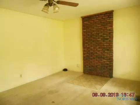 15 Bloomfield Ave, Toledo, OH 43607 photo 1