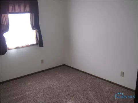 1609 E Wilson St, Bryan, OH 43506 photo 8