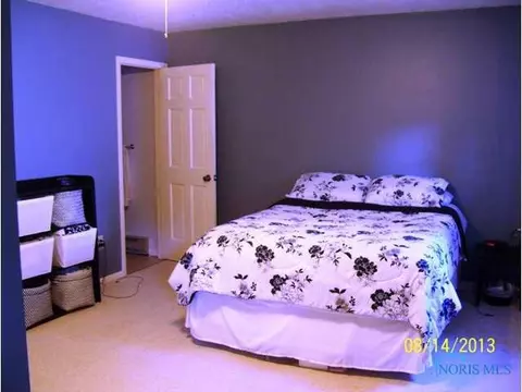 112 Perry St, Haskins, OH 43525 photo 12