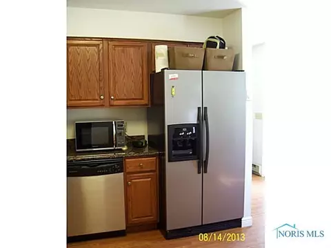 112 Perry St, Haskins, OH 43525 photo 6