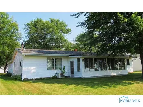 303 N N Smt, Edon, OH 43518 photo 4