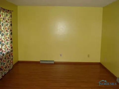875 E Graceway Dr, Napoleon, OH 43545 photo 6