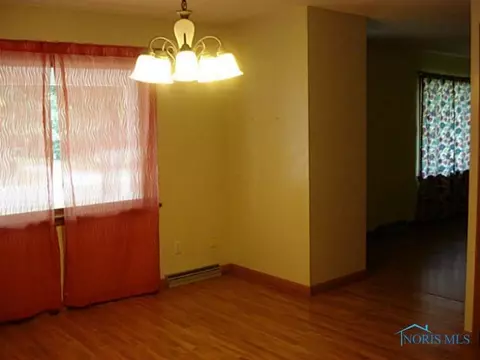 875 E Graceway Dr, Napoleon, OH 43545 photo 7