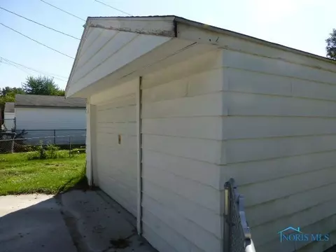 642 Evesham Ave, Toledo, OH 43607 photo 4