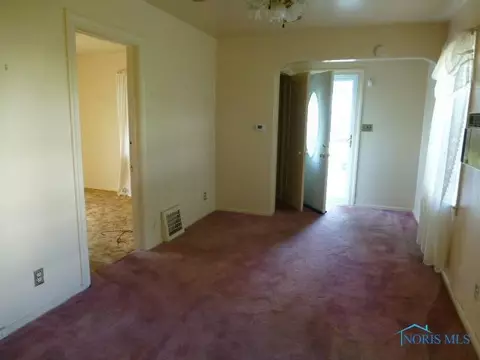 642 Evesham Ave, Toledo, OH 43607 photo 6