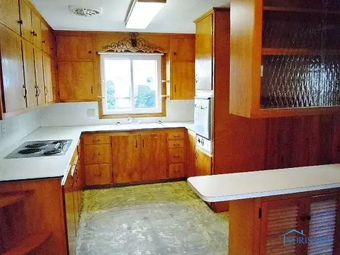 407 W 4th, Genoa, OH 43430 photo 8