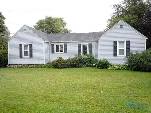 407 W 4th, Genoa, OH 43430 photo 3