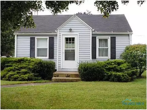 407 W 4th, Genoa, OH 43430 photo 1