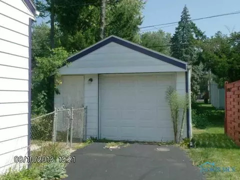 910 Continental, Toledo, OH 43607 photo 4