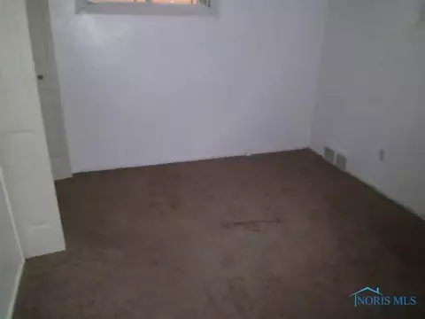 733 Ranch Dr, Toledo, OH 43607 photo 6