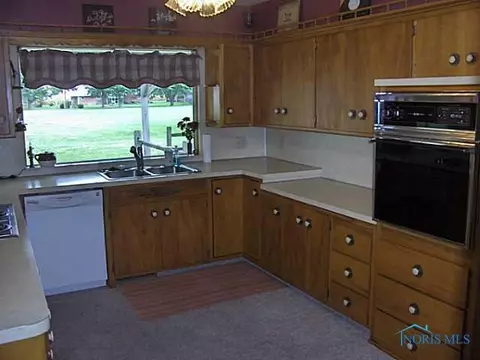 906 Olds Ln, Archbold, OH 43502 photo 5