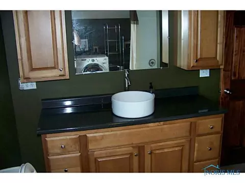 153 E Forest St, Clyde, OH 43410 photo 13