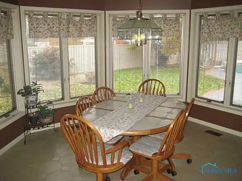 924 Mayer St, Bryan, OH 43506 photo 7