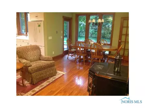 108 Flory Ln, Archbold, OH 43502 photo 6