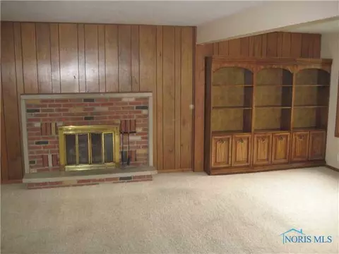 1107 Willmore Cir, Bryan, OH 43506 photo 4