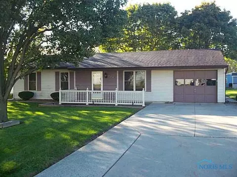 626 E South St, Bryan, OH 43506 photo 6