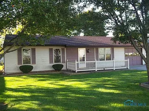 626 E South St, Bryan, OH 43506 photo 5