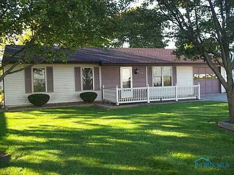 626 E South St, Bryan, OH 43506 photo 4