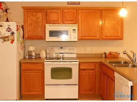 9105 Reynolds Rd, Wayne, OH 43466 photo 3