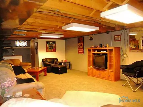 9105 Reynolds Rd, Wayne, OH 43466 photo 17