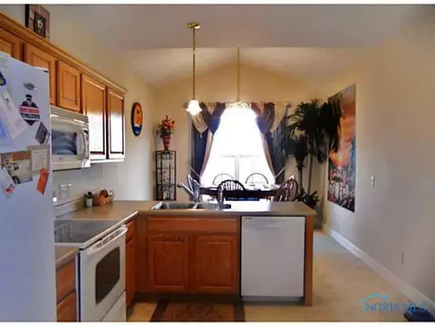 9105 Reynolds Rd, Wayne, OH 43466 photo 4