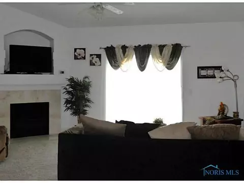 9105 Reynolds Rd, Wayne, OH 43466 photo 8