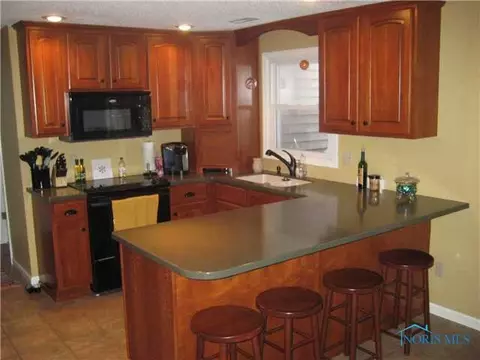 503 Rosemont, Bryan, OH 43506 photo 2