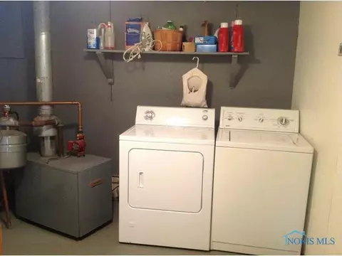 4246 Defiance Pike, Wayne, OH 43466 photo 17