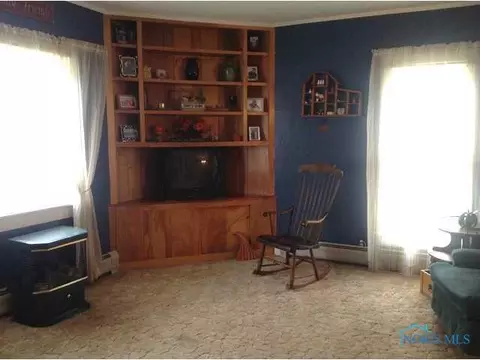 4246 Defiance Pike, Wayne, OH 43466 photo 9
