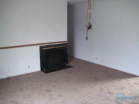 207 John St, Bryan, OH 43506 photo 3