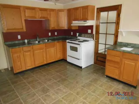 116 Main St, Luckey, OH 43443 photo 7