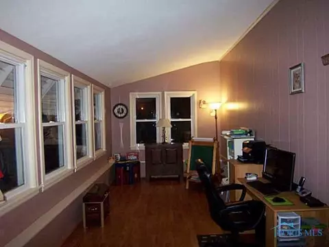 227 Maple St, Luckey, OH 43443 photo 9