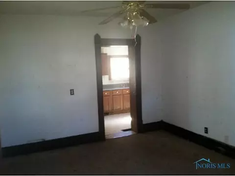 106 S Main St, Edon, OH 43518 photo 8